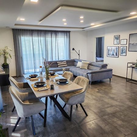 Villa Capris Apartments Koper Eksteriør bilde