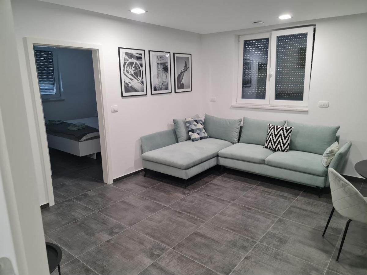 Villa Capris Apartments Koper Eksteriør bilde